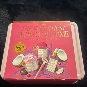 TRULY Pink Shave Set New!